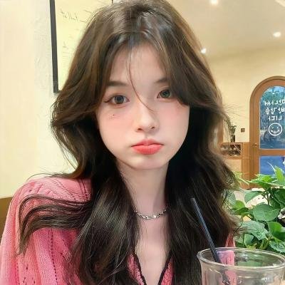 比基尼琼斯和爱的圣殿